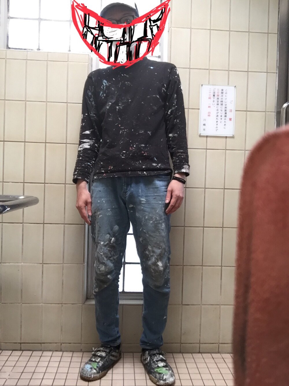 「ユニクロ、UNIQLO、ワークマン、WORKMAN、安全靴」｜「UNIQLOのアイテム（パンツ、ブルー系）」を使った、下痢便太郎時貞さん（メンズ・175cm）の春コーディネートの1枚目の写真