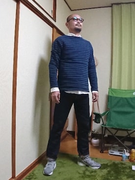 「SAINT JAMES（セントジェームス）のアイテム（Tシャツ/カットソー、グリーン系）」を使った、大嶌康正さん（メンズ・182cm）の秋コーディネート