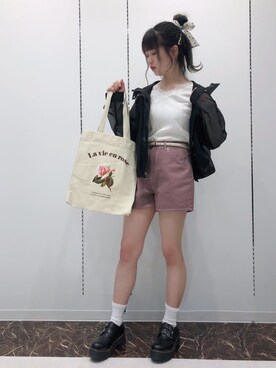 「シースルー」｜「アイテム（マウンテンパーカー）」を使った、おはるさん（レディース・160cm）の春コーディネート