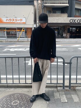 「SHINYAKOZUKA（シンヤコヅカ）のアイテム（カーゴパンツ）」を使った、Kさん（メンズ・181cm）の冬コーディネート