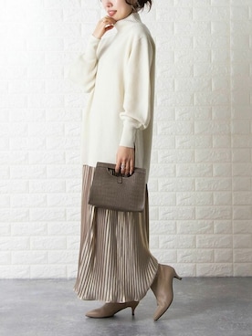 「LAURA DI MAGGIO（ローラディマッジオ）のアイテム」を使った、nol shiotaniさん（レディース・157cm）の冬コーディネート