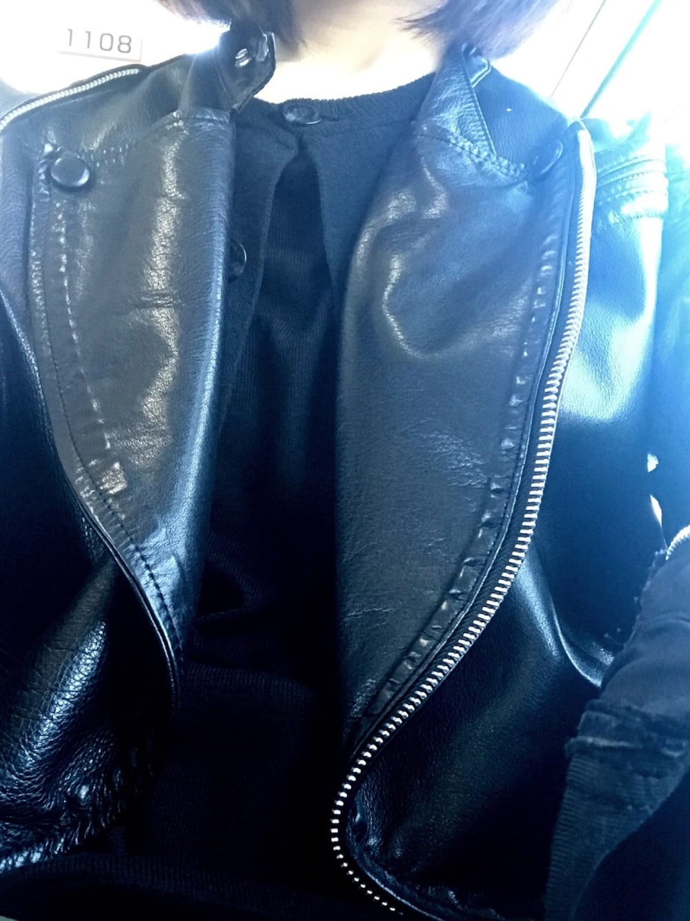 NOZOMI ISHIGUROのライダースジャケットを使った人気ファッション