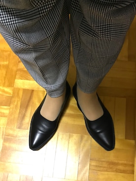 「tricot COMME des GARCONS（トリココムデギャルソン）のアイテム（シューズ）」を使った、Meg Iwamotoさん（レディース・163cm）の秋コーディネート