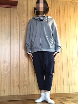 「tricot COMME des GARCONS（トリココムデギャルソン）のアイテム（レッグウェア）」を使った、Meg Iwamotoさん（レディース・163cm）の冬コーディネート