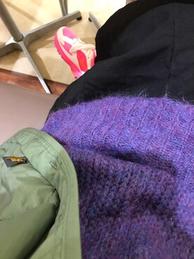 「ACNE（アクネ）のアイテム（トップス）」を使った、Meg Iwamotoさん（レディース・163cm）の冬コーディネート