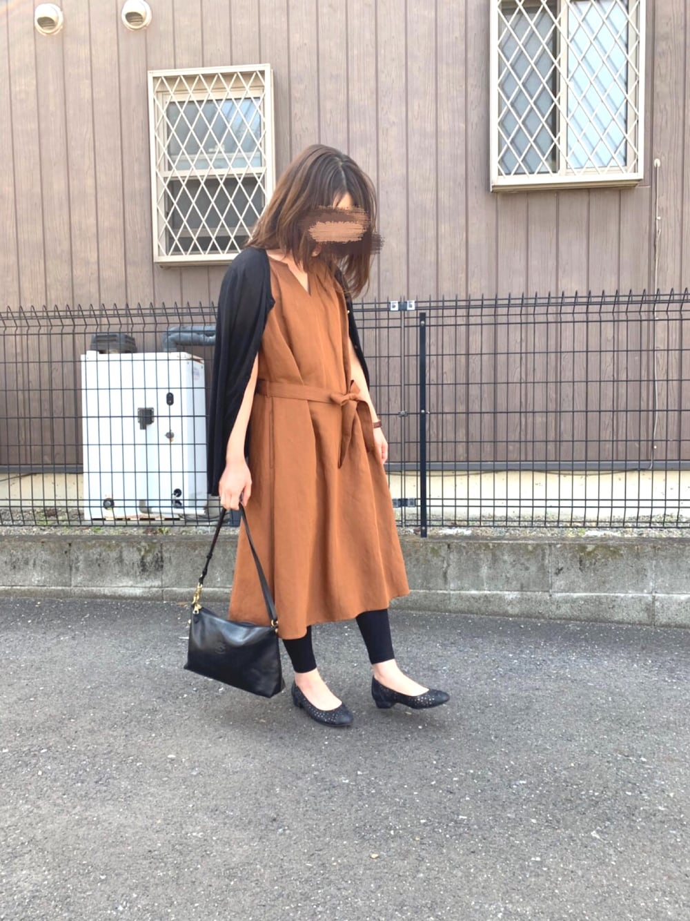 BALLSEY（ボールジィ）の「レーヨンリネン ベルテッドタックワンピース 