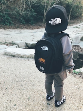「THE NORTH FACE（ザノースフェイス）のTHE NORTH FACE/ザ・ノースフェイス/Day pack/キッズ用リュックhome slice NMJ72005（バックパック/リュック）」を使った、rayさん（キッズ・90cm）の春コーディネート