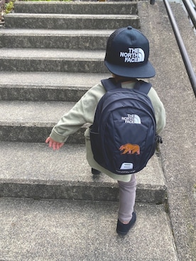 「THE NORTH FACE（ザノースフェイス）のTHE NORTH FACE/ザ・ノースフェイス/Day pack/キッズ用リュックhome slice NMJ72005（バックパック/リュック）」を使った、rayさん（キッズ・90cm）の秋コーディネート