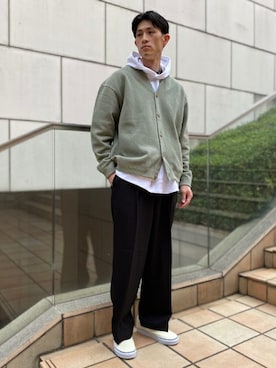 「アイテム（パーカー、ホワイト系）」を使った、MITTYさん（メンズ・176cm）の冬コーディネート