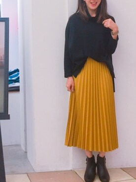 「AMERICAN HOLIC（アメリカンホリック）のプリーツロングスカート（スカート）」を使った、Asami Shigetaさん（レディース・158cm）の秋コーディネート
