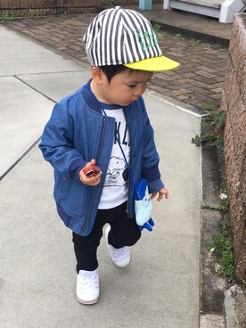 「KP（ケーピー）のアイテム（帽子）」を使った、paruさん（キッズ・80cm）の春コーディネート