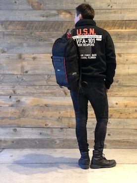 「アイテム（バックパック/リュック）」を使った、れーやさん（メンズ・176cm）の冬コーディネート