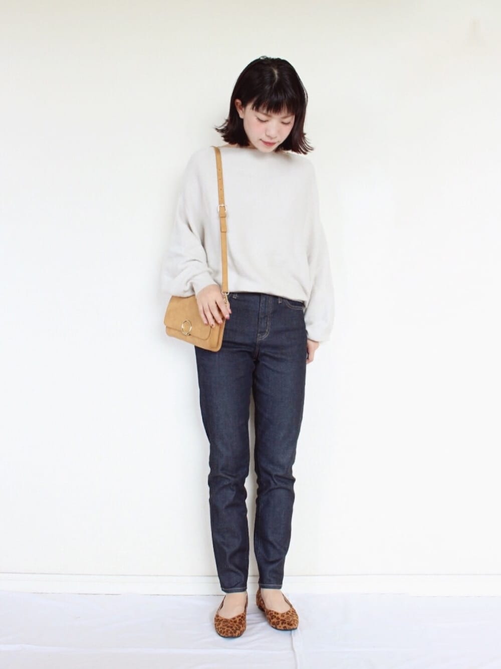 「大人カジュアル、ゆるコーデ、シンプルコーデ、プチプラ、秋のコーデ、カジュアルコーデ、大人コーデ、UNIQLO、デニム、ニット」｜「IG:mai1220のアイテム（その他、その他）」を使った、まいさん（レディース・164cm）の秋コーディネートの1枚目の写真