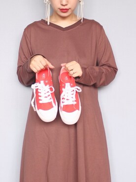 「Guess（ゲス）のアイテム」を使った、まいさん（レディース・164cm）の秋コーディネート