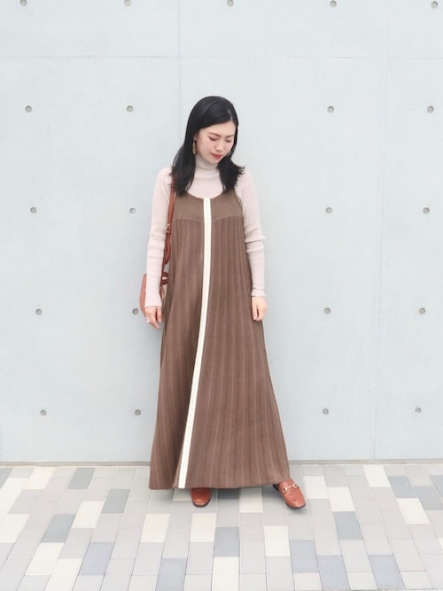 �܂�����̃j�b�g/�Z�[�^�[�u�X�g���b�`���u�n�C�l�b�N�Z�[�^�[�iSENSE OF PLACE by URBAN RESEARCH�b�Z���X�I�u�v���C�X�o�C�A�[�o�����T�[�`�j�v���g�����R�[�f�B�l�[�g