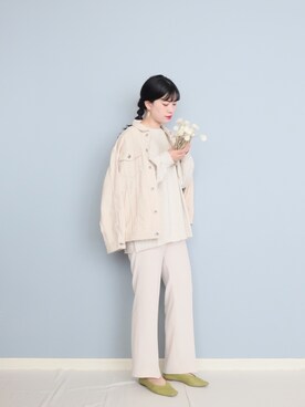 「URBANRESEARCH」｜「アイテム（デニムジャケット）」を使った、まいさん（レディース・164cm）の春コーディネート