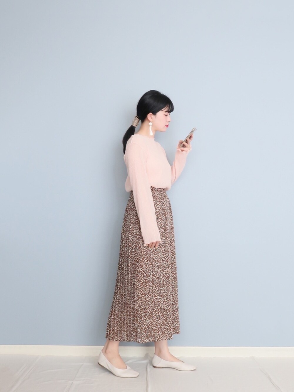 「URBANRESEARCH、アーバンリサーチ、カジュアル、春コーデ、シアー、大人コーデ、大人カジュアル、春、プチプラコーデ、きれいめカジュアル」｜「IG:mai1220のアイテム（その他、その他）」を使った、まいさん（レディース・164cm）の春コーディネートの1枚目の写真