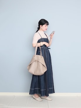 「ACCOMMODE（アコモデ）のアイテム」を使った、まいさん（レディース・164cm）の秋コーディネート