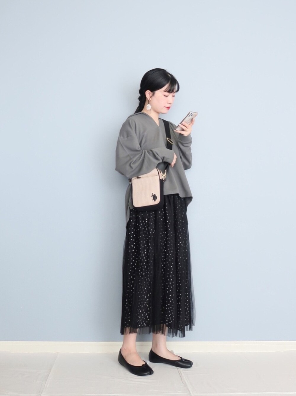 「FELISSIMO、秋のコーデ、秋服、USポロ、ゆるコーデ、カジュアル、ラフ、くすみカラー、ショルダーバッグ、秋色」｜「IG:mai1220のアイテム（その他、その他）」を使った、まいさん（レディース・164cm）の秋コーディネートの1枚目の写真