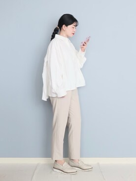 「reca（レカ）のアイテム（スラックス）」を使った、まいさん（レディース・164cm）の春コーディネート