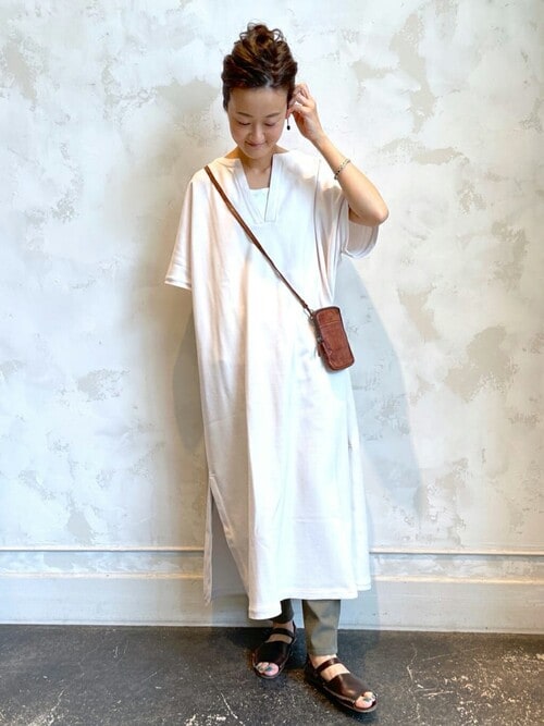 BEARDSLEY（ビアズリー）の「VネックBIGワンピース（ワンピース）」 - WEAR