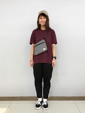 「RAGEBLUE（レイジブルー）のアイテム（キャップ）」を使った、まえちひさん（レディース・167cm）の夏コーディネート
