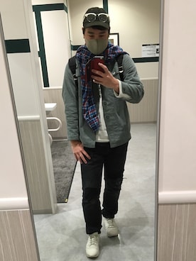 「AZUL by moussy（アズールバイマウジー）のアイテム（スウェット）」を使った、ＤＴさん（メンズ・177cm）の秋コーディネート