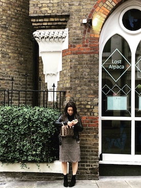 「STUART WEITZMAN（スチュアートワイツマン）のアイテム（ブーツ）」を使った、EMILIEさん（レディース・168cm）の秋コーディネート