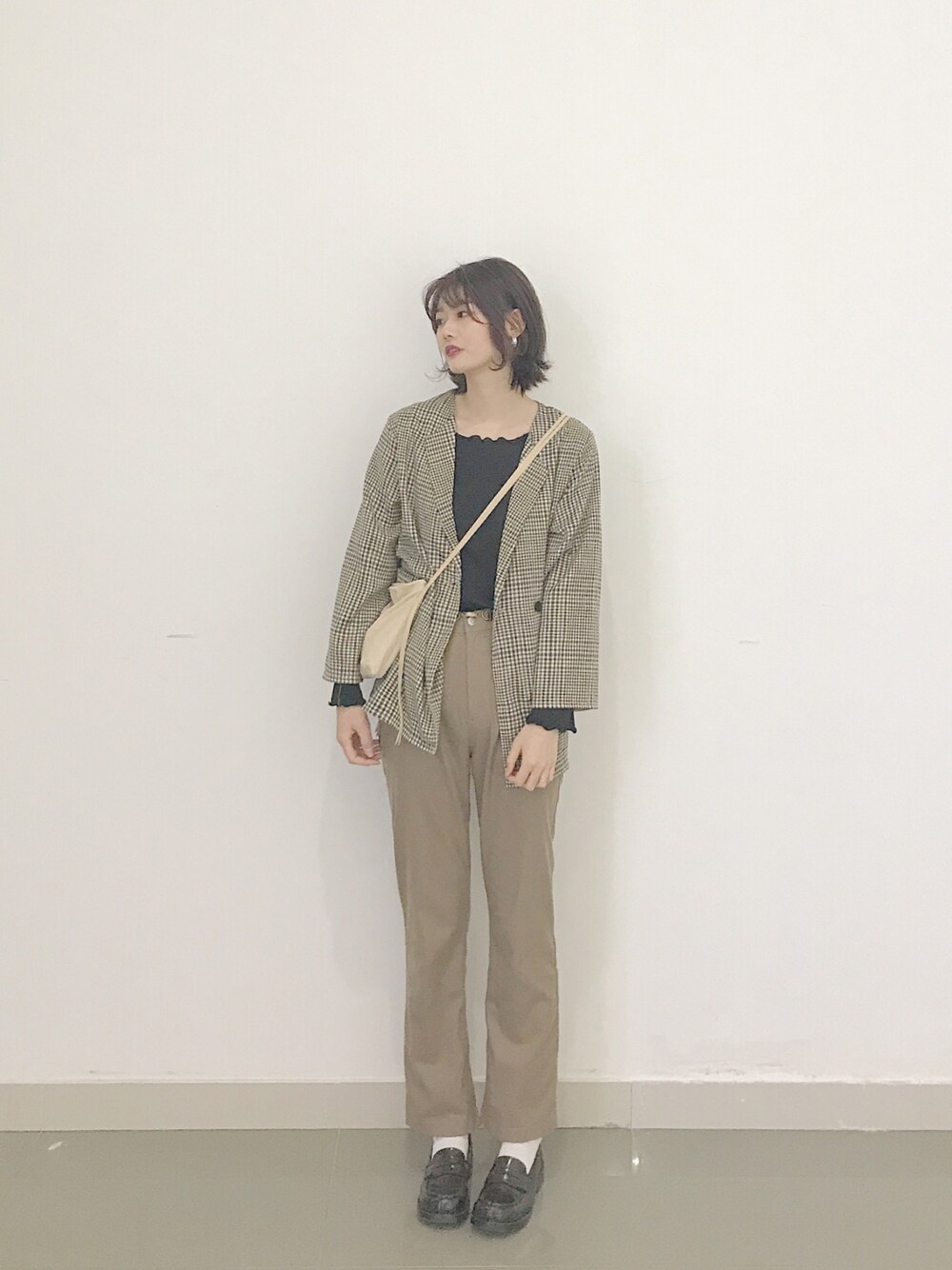 「ootd、wiwt、Kastane、kastane_ootd、HARUTA、休闲、秋のコーデ」｜「Kastaneのチェックセットアップジャケット（テーラードジャケット、ベージュ系）」を使った、爱吃榛子酱的水怪さん（レディース・175cm）の秋コーディネートの1枚目の写真