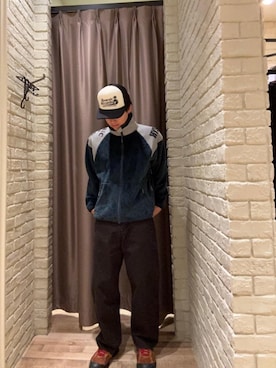 「ワイドパンツ 」｜「アイテム（その他アウター）」を使った、omatktさん（メンズ・173cm）の秋コーディネート