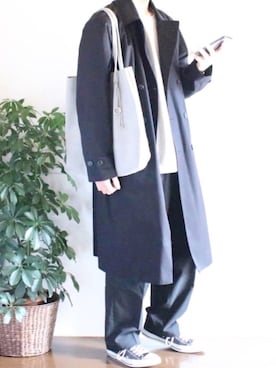 「部屋撮り」｜「アイテム（トレンチコート）」を使った、ぽんふーさん（メンズ・170cm）の春コーディネート