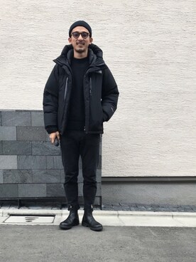 「無地党」｜「アイテム（ダウンジャケット/コート）」を使った、mottimaさん（メンズ・174cm）の冬コーディネート