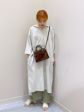 ワンピースを使った アイボリー のレディース人気ファッションコーディネート Wear