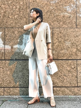 「RODE SKO」｜「アイテム（ノーカラージャケット）」を使った、おさやさん（レディース・167cm）の夏コーディネート