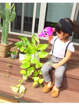 「西松屋（ニシマツヤ）のアイテム（その他パンツ、グレー系）」を使った、kkkさん（キッズ・100cm）の秋コーディネート
