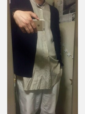 「GU（ジーユー）のアイテム（パンツ、ホワイト系）」を使った、おーくしさん（メンズ・177cm）の春コーディネート