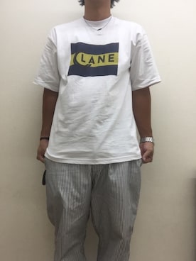 「CLANE（クラネ）のグラフィックTシャツ（Tシャツ/カットソー、ホワイト系）」を使った、おーくしさん（メンズ・177cm）の夏コーディネート