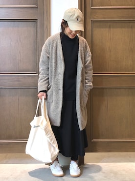 「adidasスニーカー」｜「アイテム（キャップ）」を使った、nozoさん（レディース・159cm）の冬コーディネート