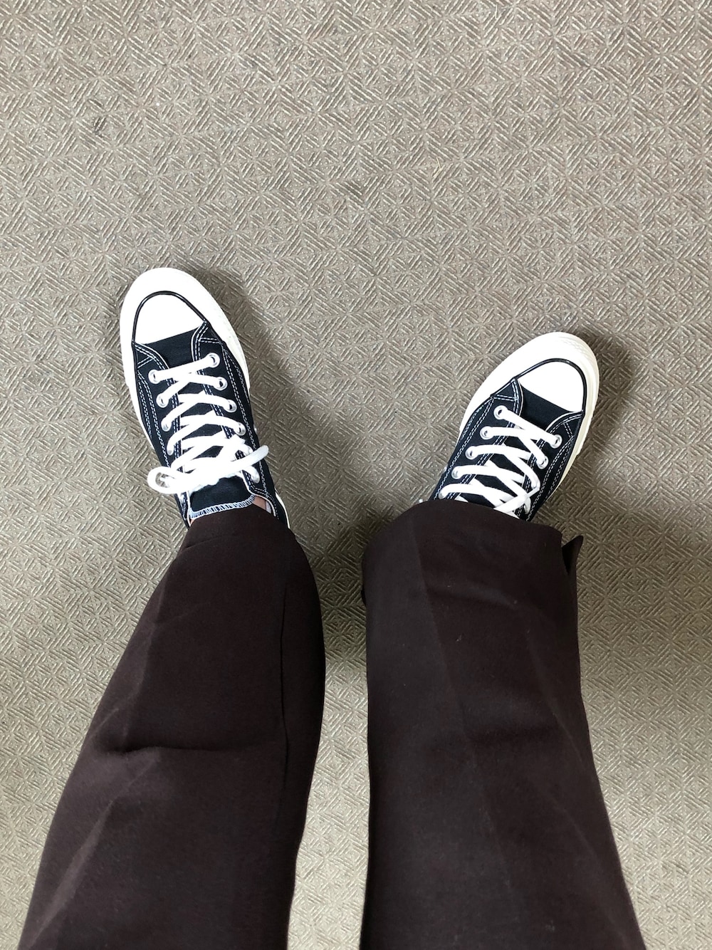 「converse」｜「CONVERSEのConverse 1970s Chuck Taylor All Star Canvas Sneakers（スニーカー、ブラック系）」を使った、yuki 記録さん（レディース・159cm）の秋コーディネートの1枚目の写真