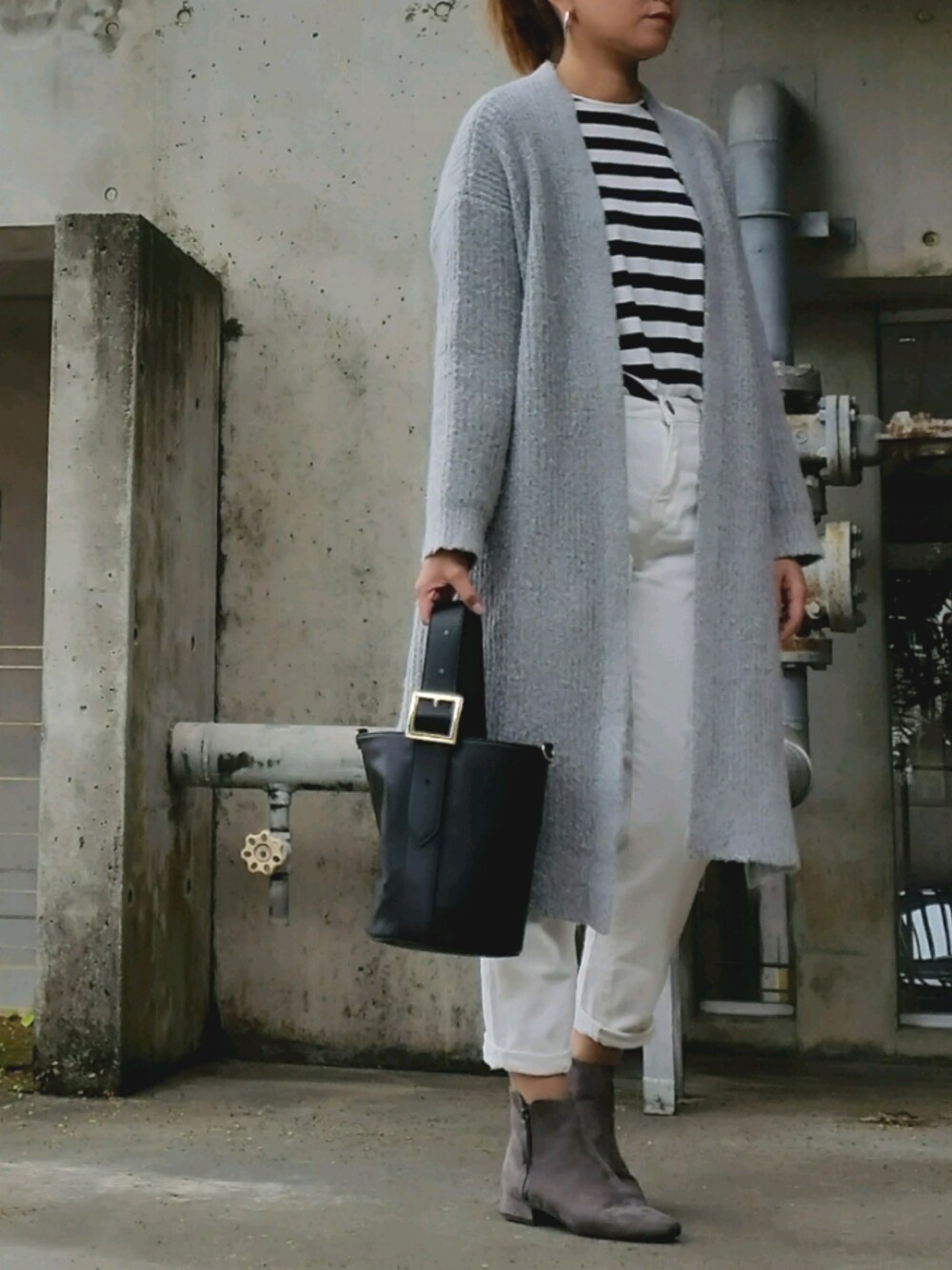 「Doシンプル部、アダルトおカワたん部、ボーダートップス、無印良品、コーディガン、ZARA、GU、ブーツ、シンプルコーデ」｜「GUのアイテム（バッグ、ブラック系）」を使った、SHOさん（レディース・164cm）の冬コーディネートの1枚目の写真