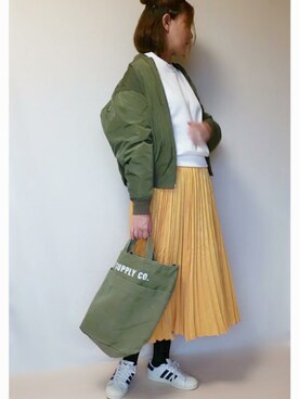 「Doシンプル部」｜「アイテム（スウェット）」を使った、SHOさん（レディース・164cm）の冬コーディネート