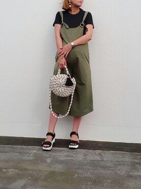 「ウェッジソール」｜「アイテム（オールインワン・サロペット）」を使った、SHOさん（レディース・164cm）の春コーディネート