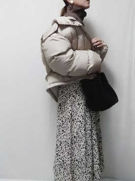 「花柄プリント」｜SHOさん（レディース・164cm）の冬コーディネート