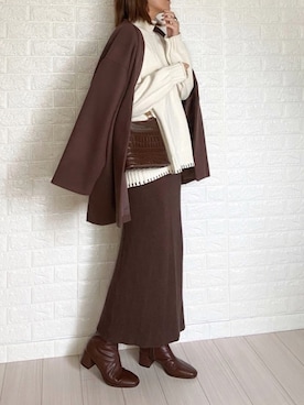 「白ニット」｜「アイテム（ノーカラージャケット）」を使った、SHOさん（レディース・165cm）の冬コーディネート