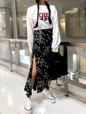 「DIESEL（ディーゼル）のアイテム（スカート）」を使った、morimiiiさん（レディース・155cm）の秋コーディネート