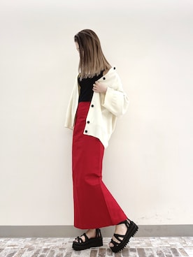 「ジーナシス」｜「アイテム（タンクトップ）」を使った、【静】さん（レディース・166cm）の春コーディネート