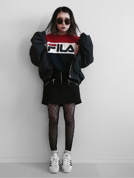 ｆｉｌａスウェットクルースウェット Fila フィラ トレーナー フラッシュリポート ｆｌａｓｈｒｅｐｏｒｔを使ったレディース人気ファッション コーディネート Wear