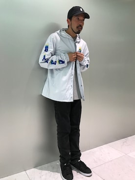 「Bape」｜「アイテム（ナイロンジャケット）」を使った、西村 貴大さん（メンズ・174cm）の春コーディネート
