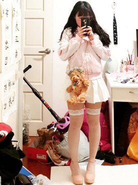 「KnightsBridgeのアイテム（スタジャン、ピンク系）」を使った、林璇璇さん（レディース）の春コーディネート