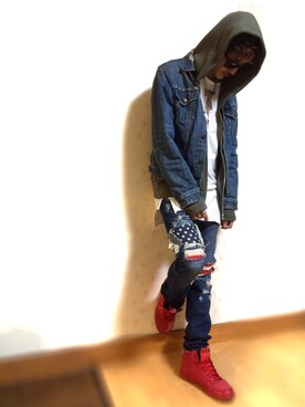 「Abercrombie&Fitch（アバークロンビーアンドフィッチ）のアイテム（デニムジャケット）」を使った、yu-yaさん（メンズ・180cm）の冬コーディネート